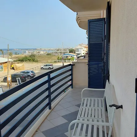 Vacanze Celeste Apartment